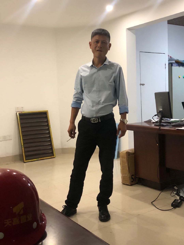 郁闷之中的第一张照片--衡阳交友中心